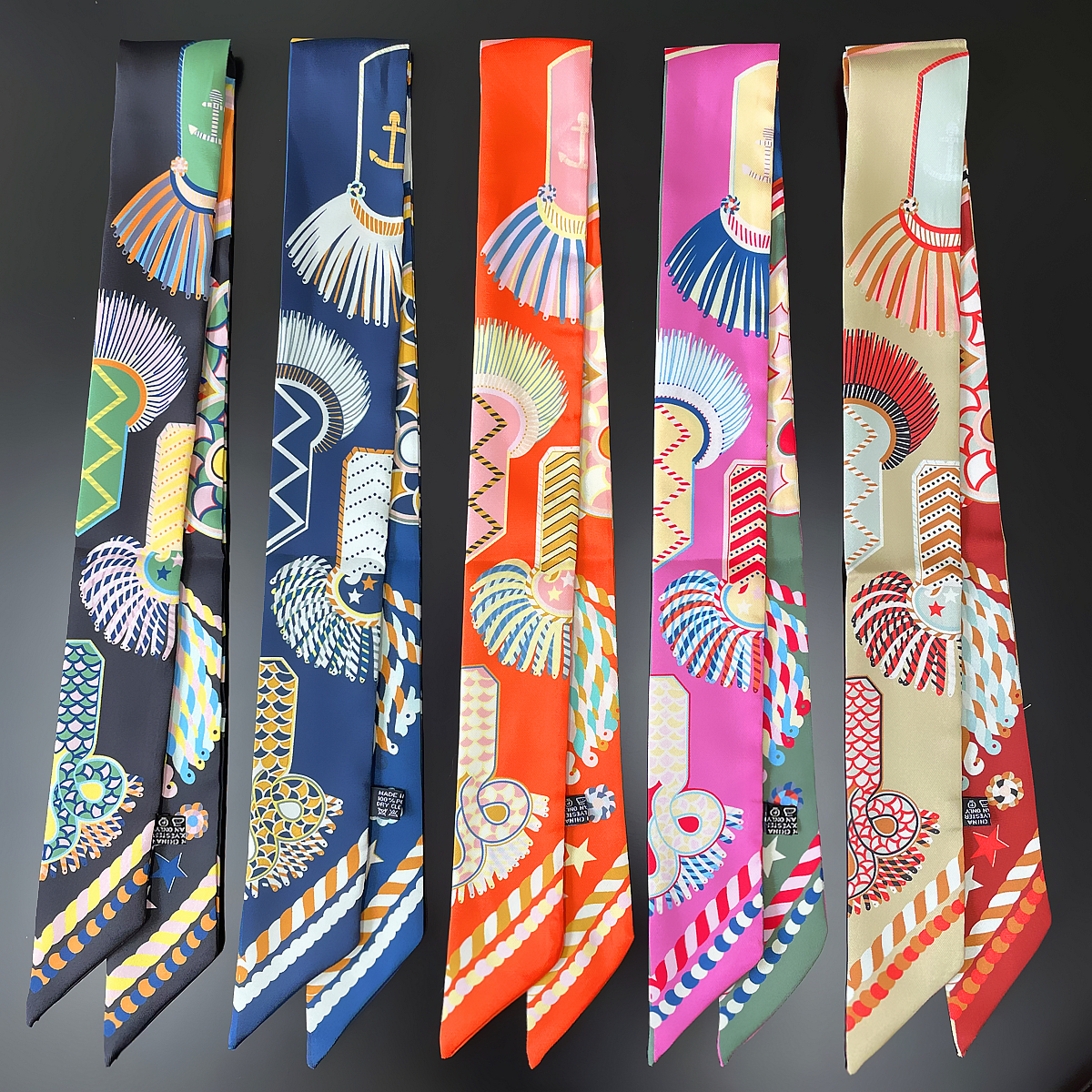 Brand Design Twill 100% Silk S - Scarf Silk Square บทวิจารณ์และราคา