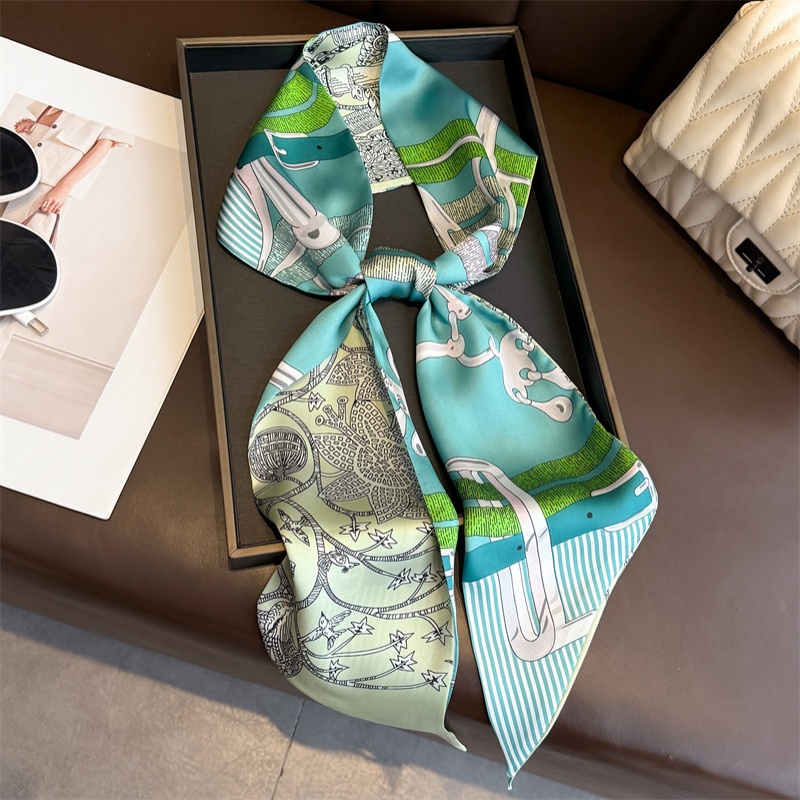 Women's Double-sided Print Sil - Ascot Neck Scarf บทวิจารณ์และราคา