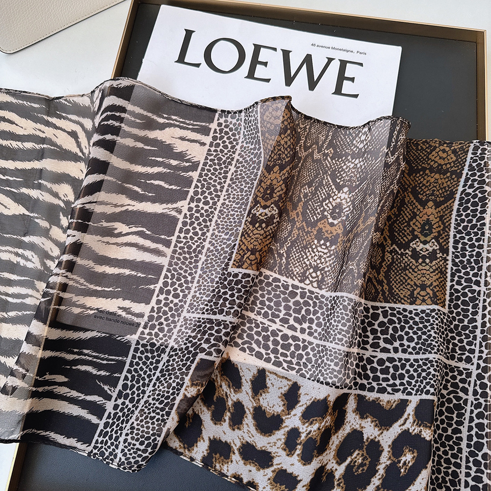 Leopard Small Long Silk Scarf  - Silk Tie Striped บทวิจารณ์และราคา