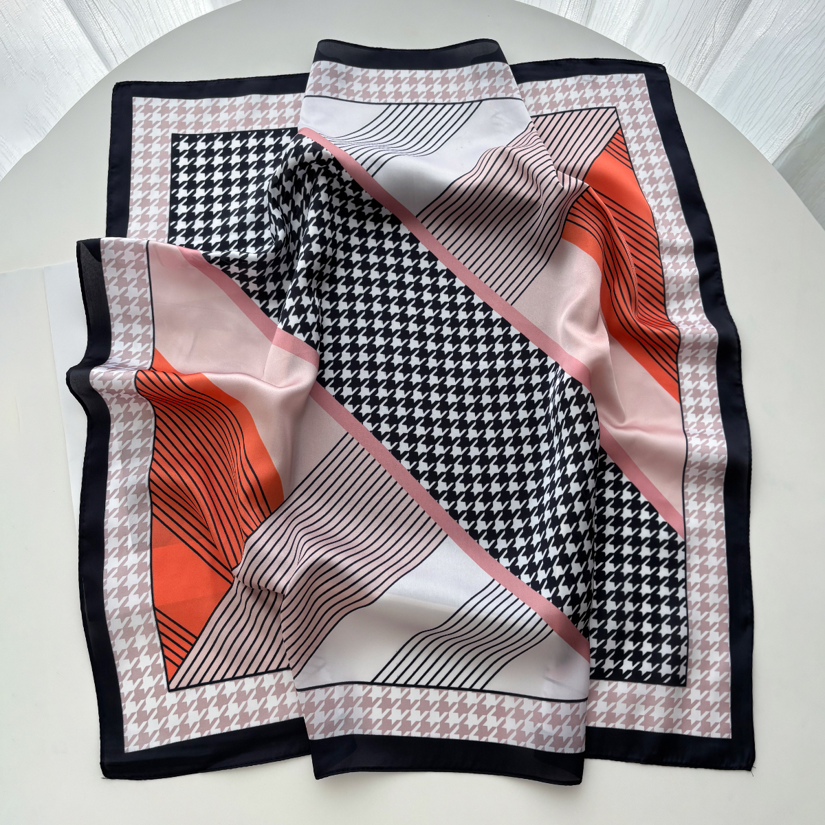 New Printed Square Scarf For W - Scarf Silk Square บทวิจารณ์และราคา