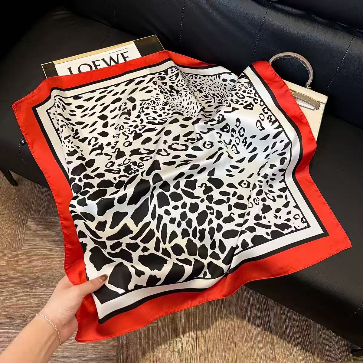 1pc Faux Silk Retro Leopard Pr - Bandana Cotton บทวิจารณ์และราคา