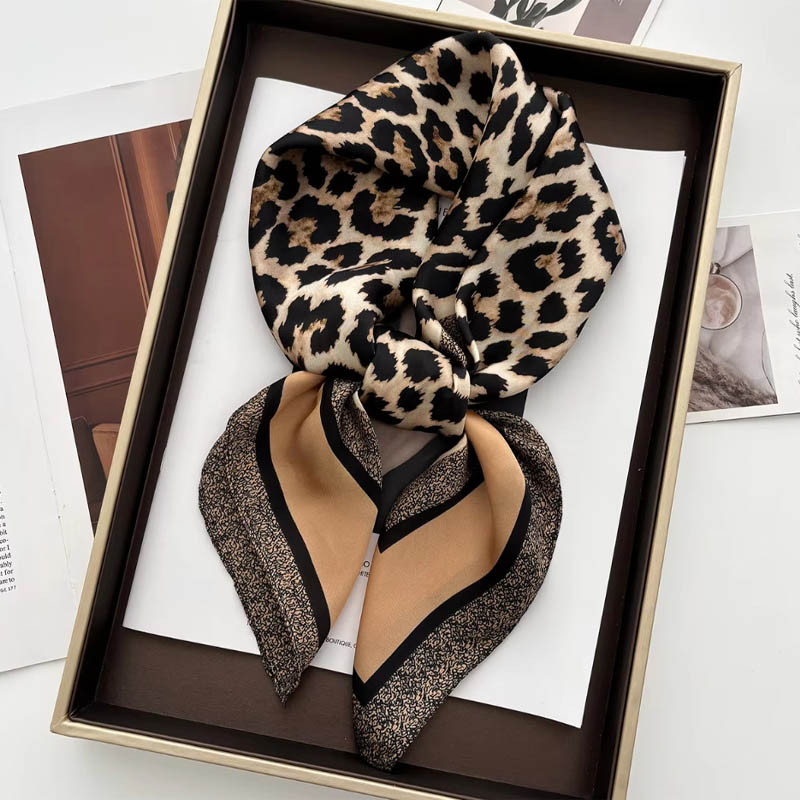 Luxury Leopard Print Female Sa - Ascot Neck Scarf บทวิจารณ์และราคา